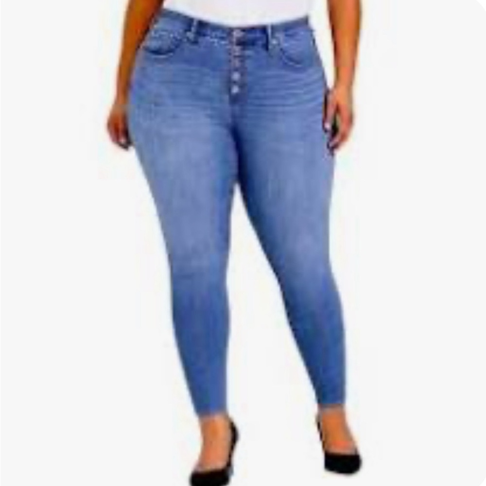 Torrid Women's Size 12 Sky High Skinny Blue Denim Jeans